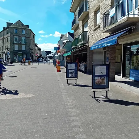 Διαμέρισμα 100m De La Et Des Commerces